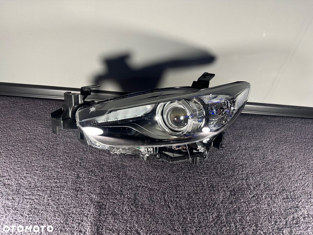 Mazda 6 lewa przednia lampa NOWA GHR4 51 041 G