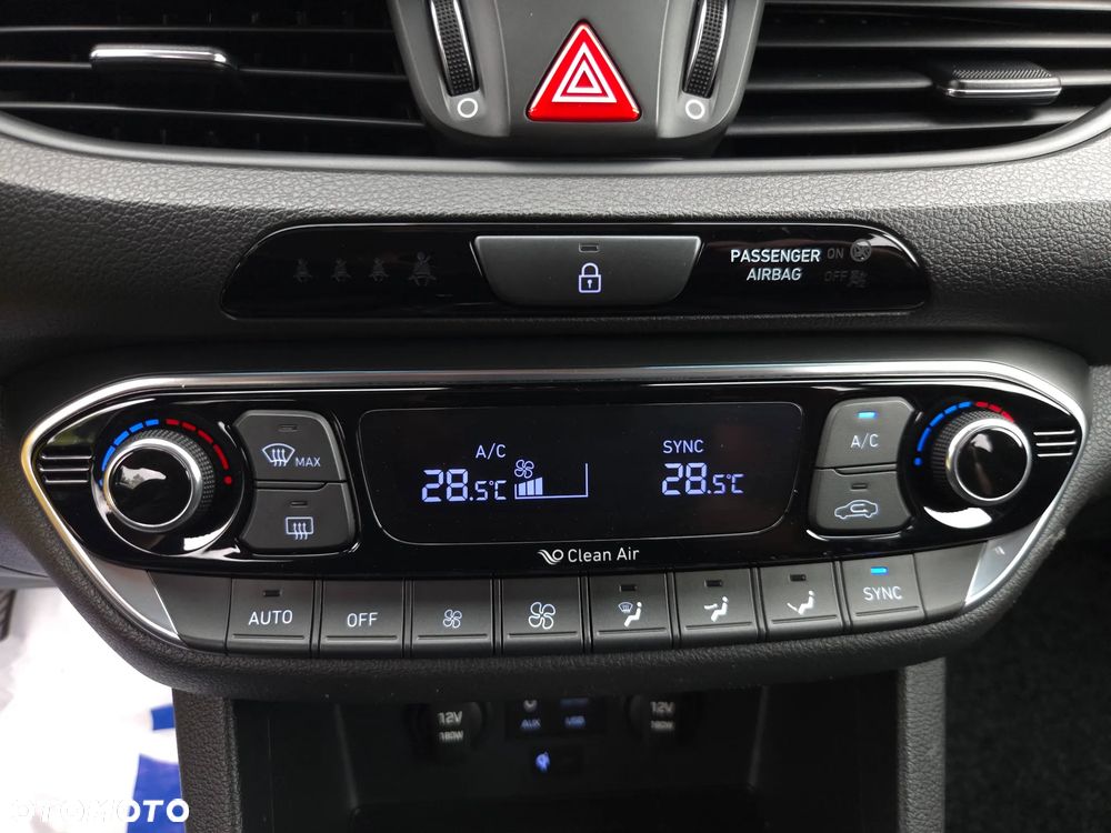 Hyundai i30 1.4 T-GDI Premium - 29