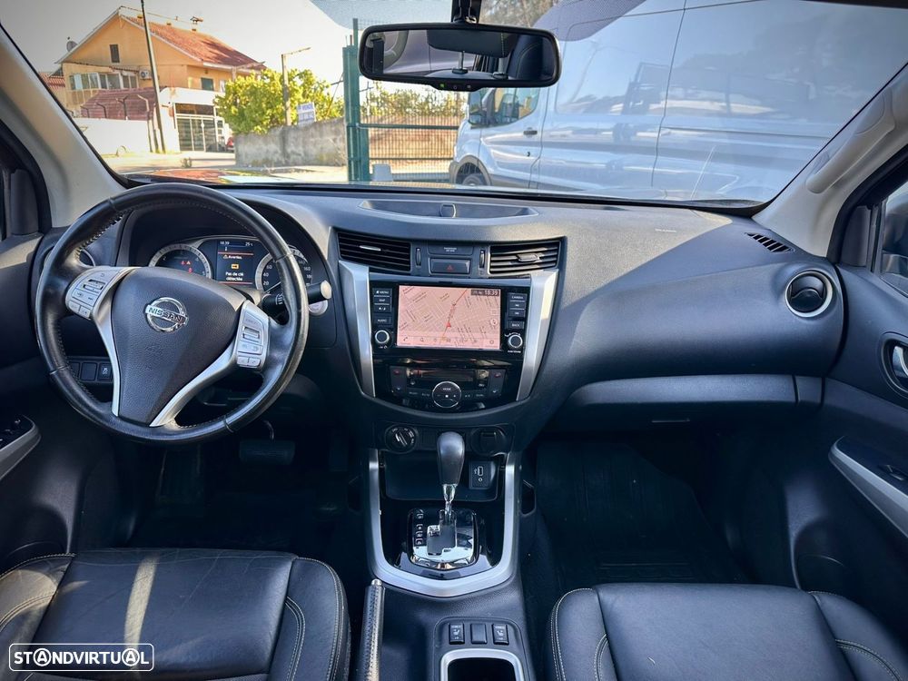 Nissan Navara 2.3 dCi CD 4WD N-Guard Auto - 9