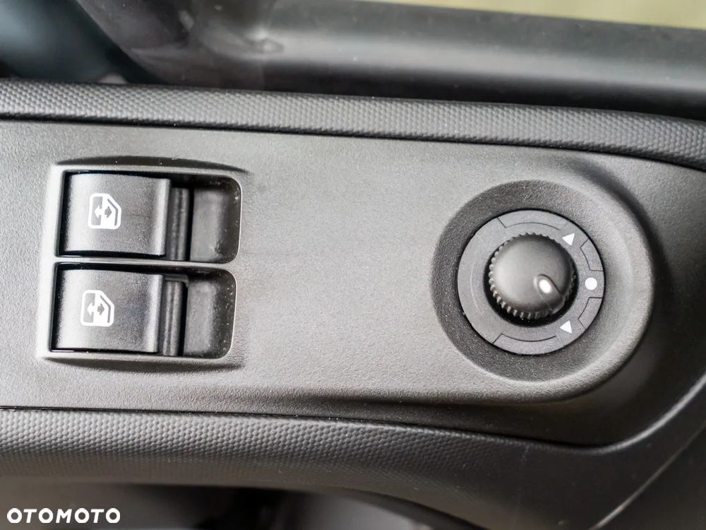 Iveco Daily 50C18HZ 3.0 skrzynia 6 metrów - 5