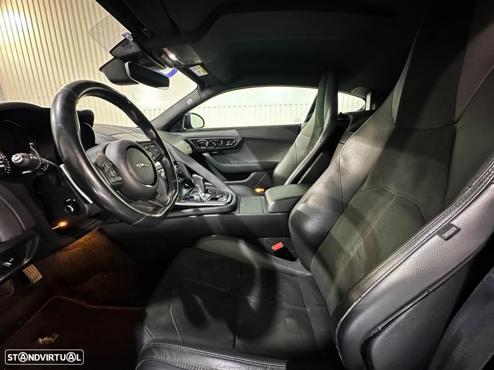 Jaguar F-Type P300 Aut. R-Dynamic Black - 9