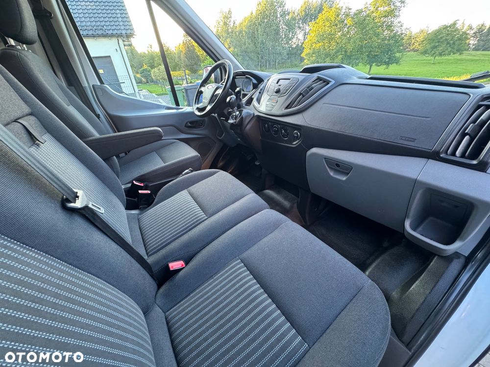 Ford Transit - 15