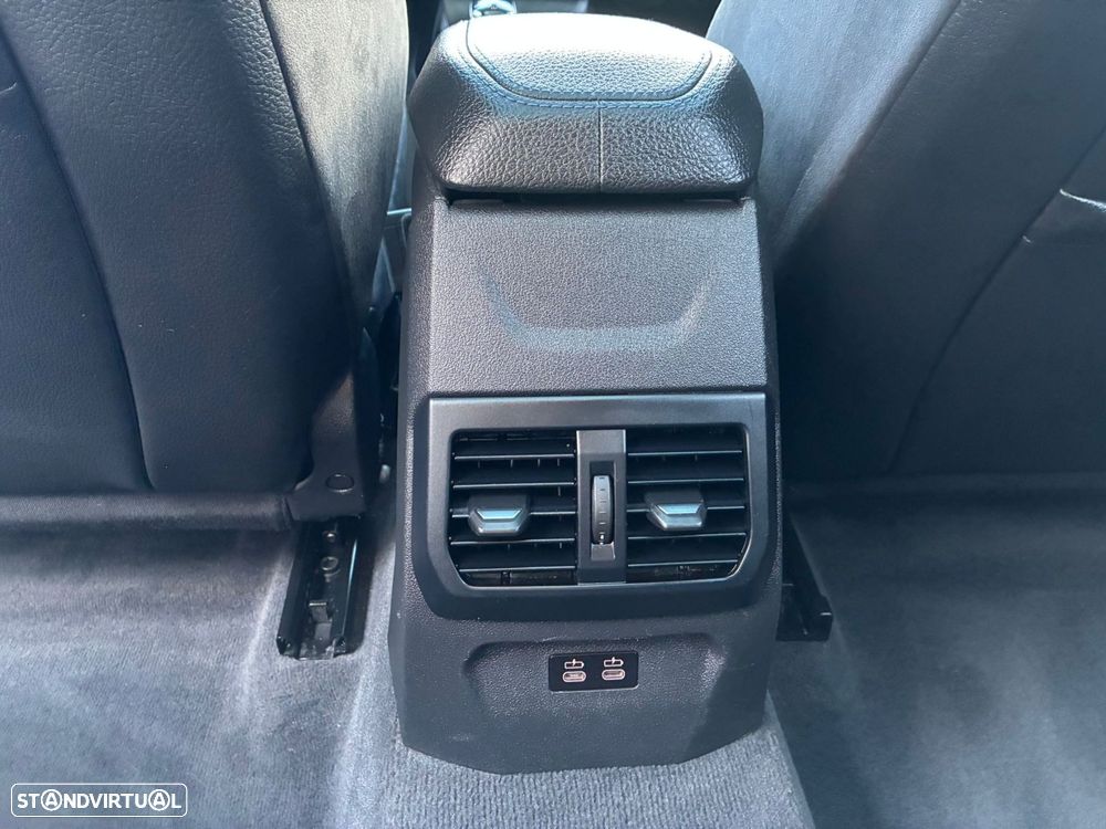 BMW 118 i Pack M Auto - 25