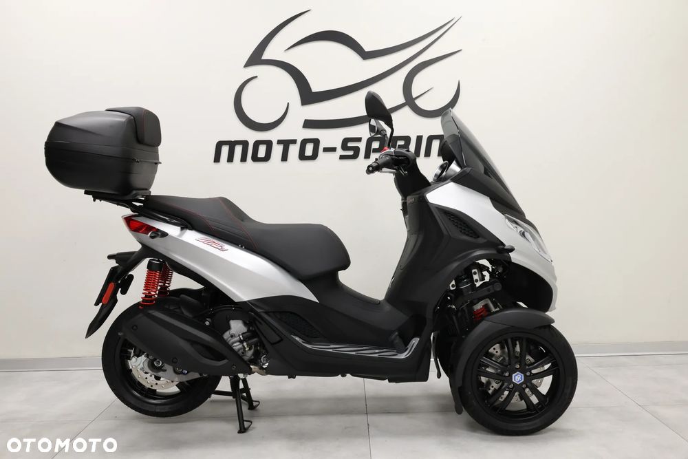 Piaggio MP-3 - 2