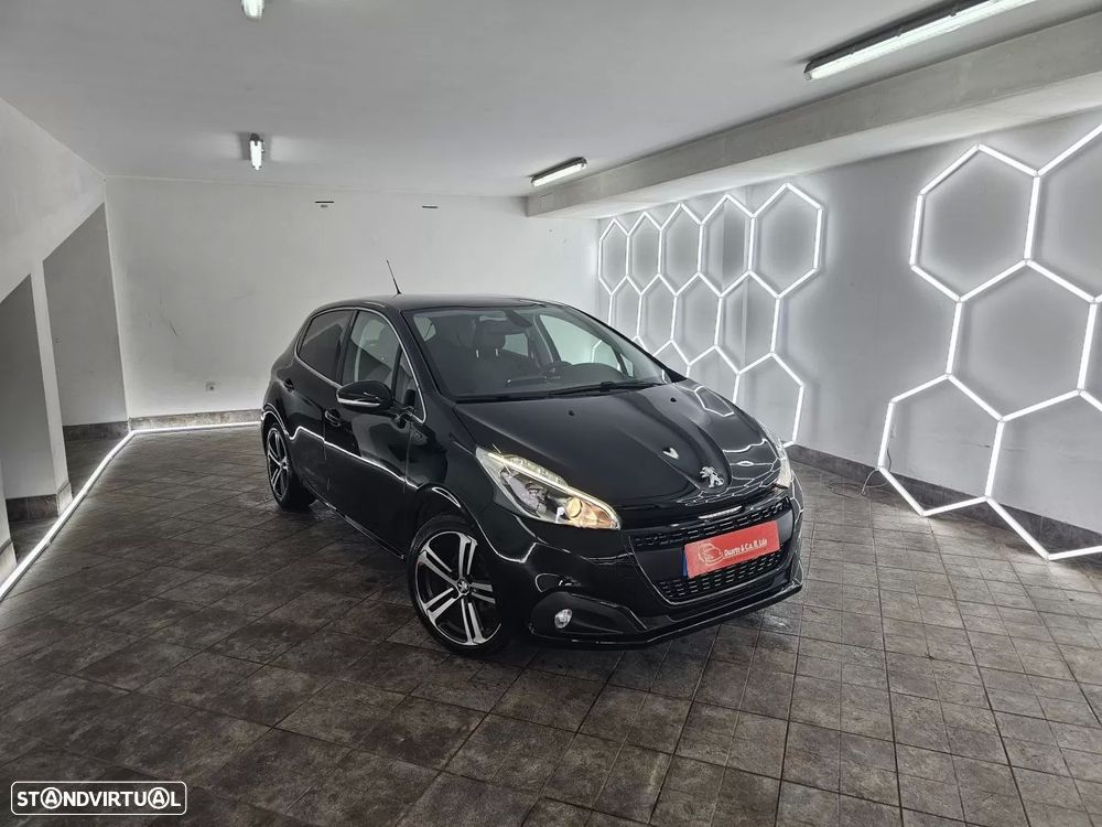 Peugeot 208 1.2 PureTech GT Line EAT6 - 2