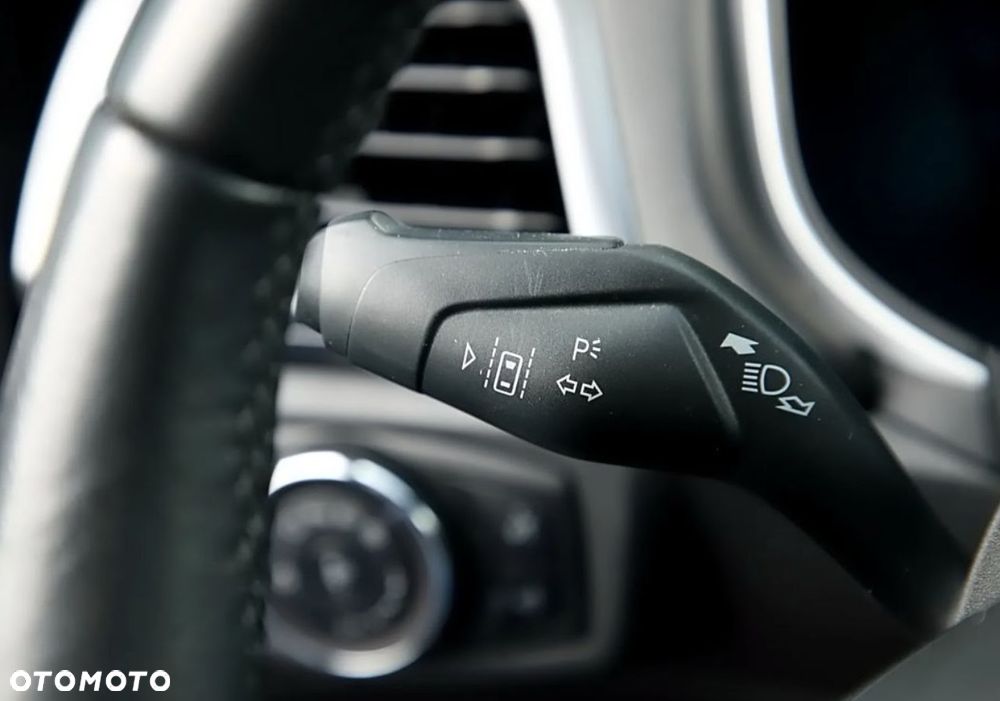 Ford Mondeo 2.0 EcoBlue Titanium - 13