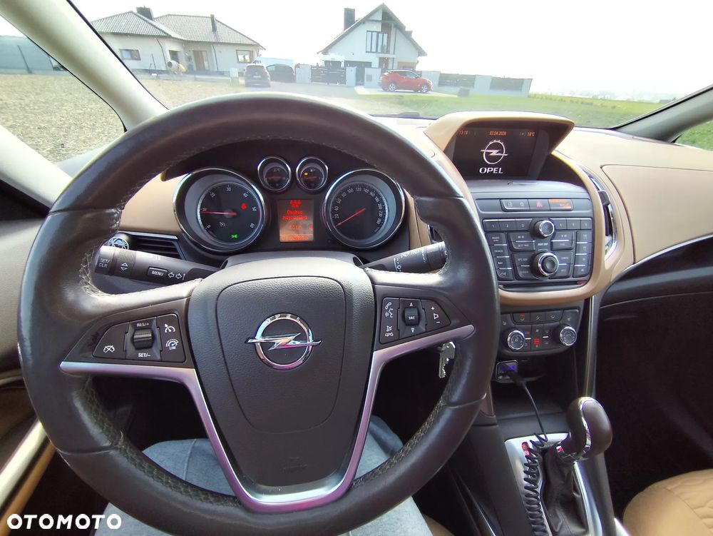 Opel Zafira 2.0 CDTI Cosmo - 14