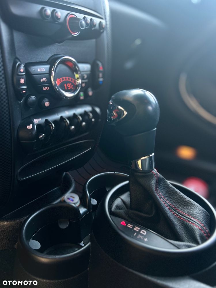 MINI Countryman - 16