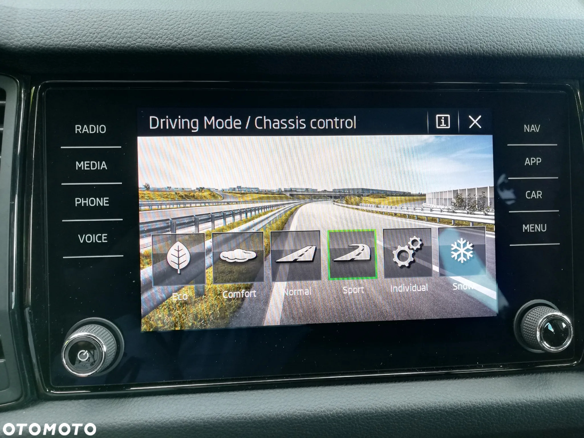 Skoda Kodiaq 2.0 TDI 4x4 DSG Sportline - 22
