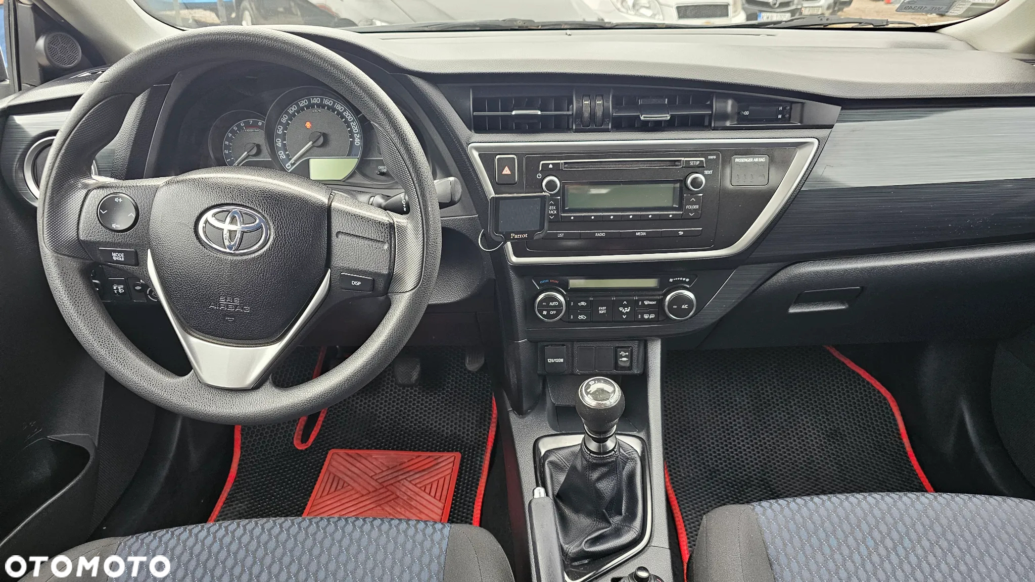Toyota Auris 1.33 VVT-i Life Comfort - 8