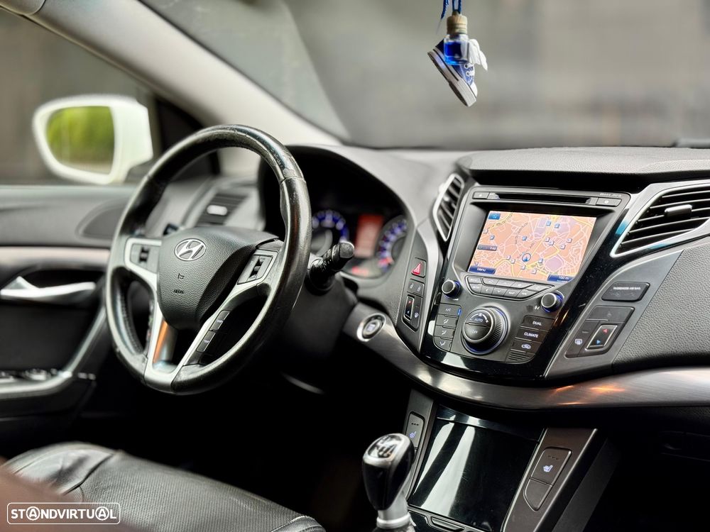 Hyundai i40 SW 1.7 CRDi Premium - 39