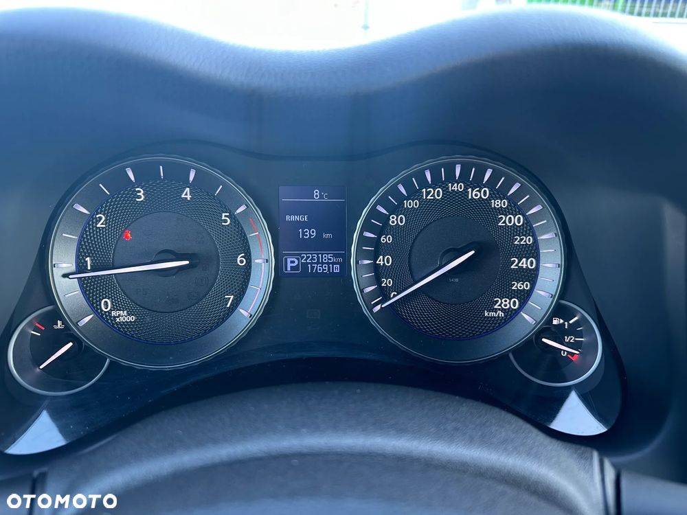 Infiniti Q70 2.2d Premium Executive - 13