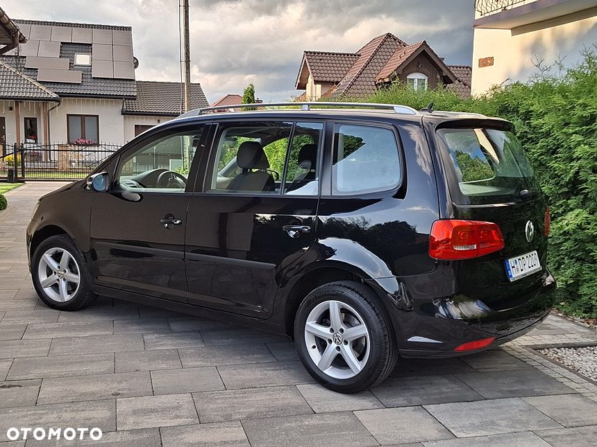 Volkswagen Touran 1.6 TDI DPF BlueMotion Technology Trendline - 16