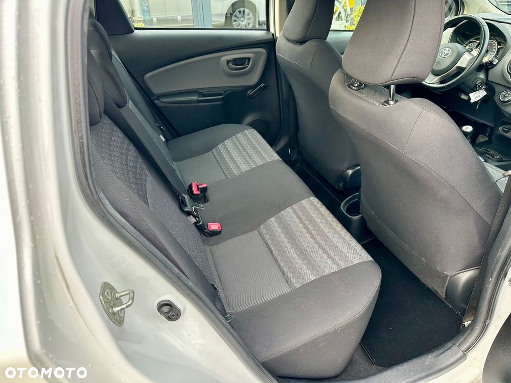 Toyota Yaris 1.0 Active EU6 - 23