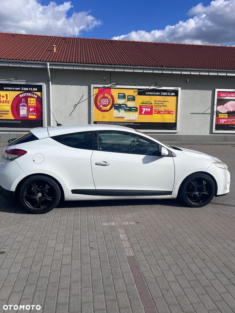Renault Megane 1.9 dCi FAP Dynamique - 5