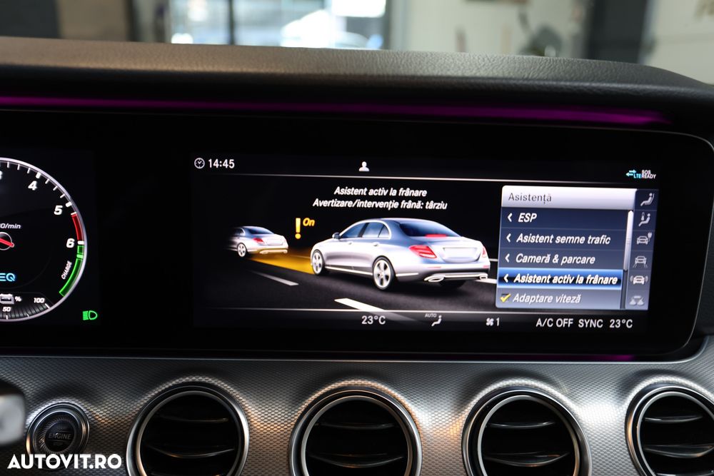 Mercedes-Benz E 300 de 4Matic 9G-TRONIC AMG Line - 32