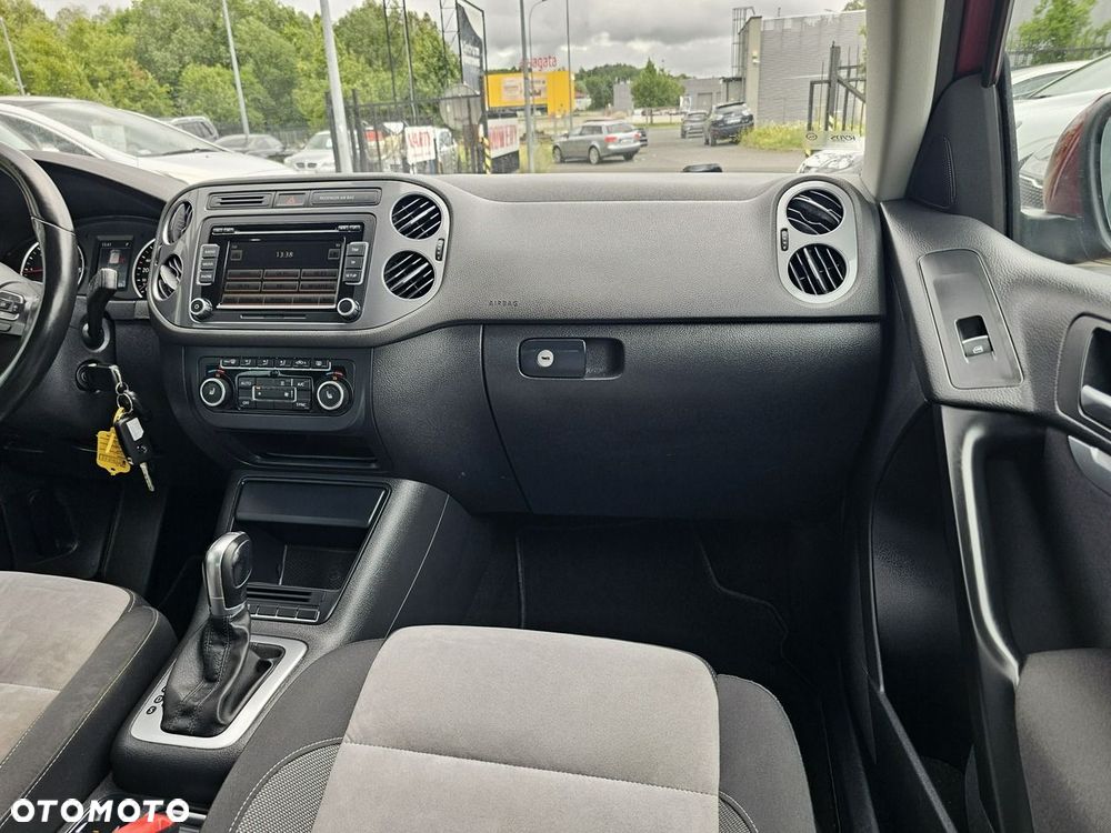 Volkswagen Tiguan 2.0 TDI DPF 4Motion BlueMotion Technology DSG Sport & Style - 21