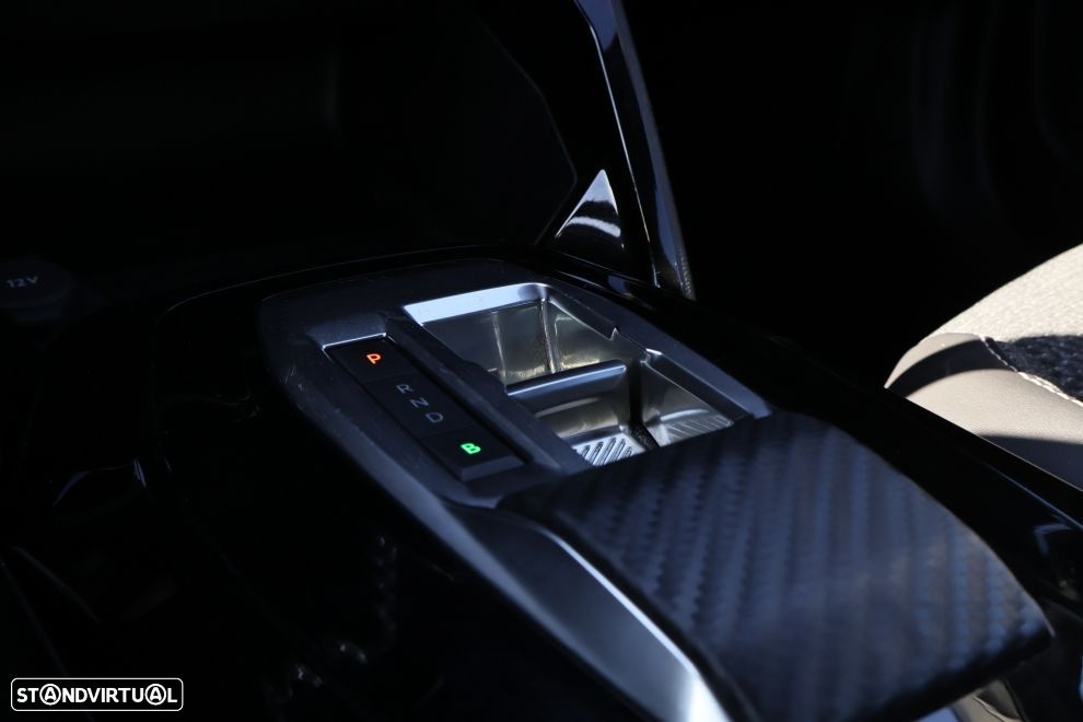 Peugeot e-2008 54 kWh Allure - 7