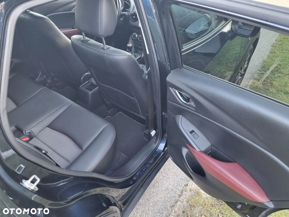 Mazda CX-3 SKYACTIV-G 120 FWD Sports-Line - 23