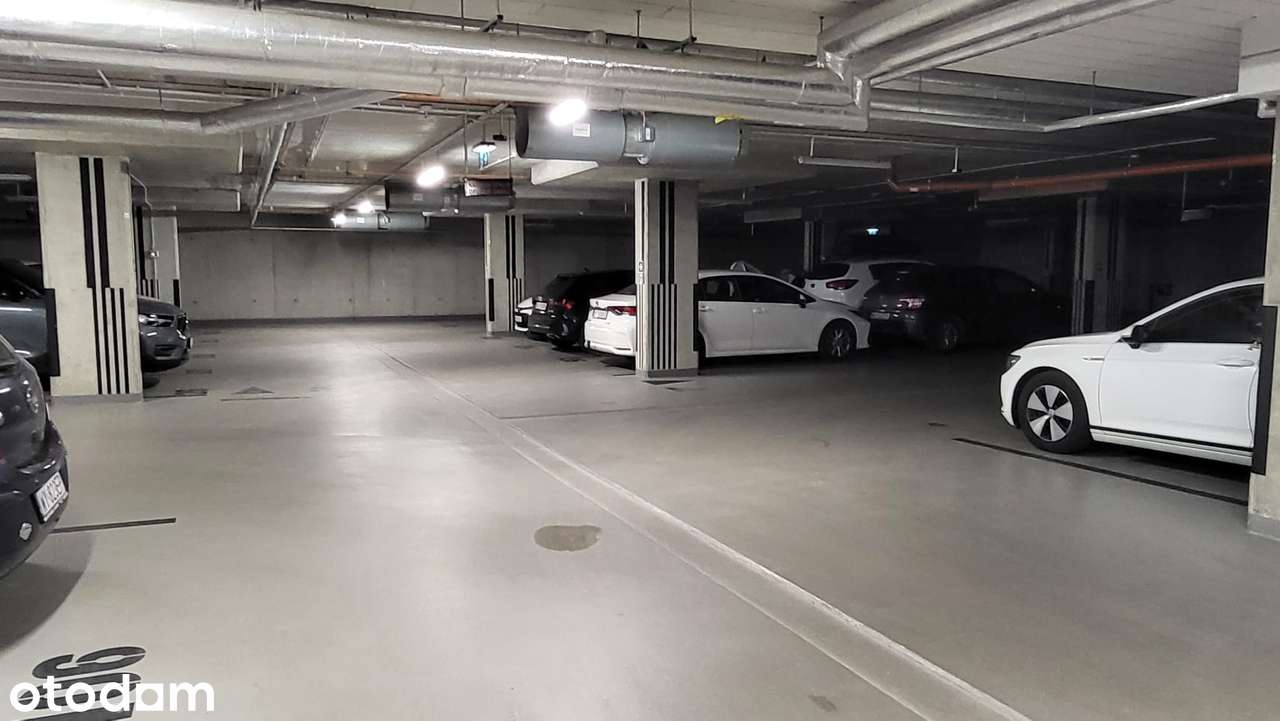 Od Ordona| Zamknięte z Ochroną 24 h| Ciche |AC | balkon 10m2| Jak Nowe