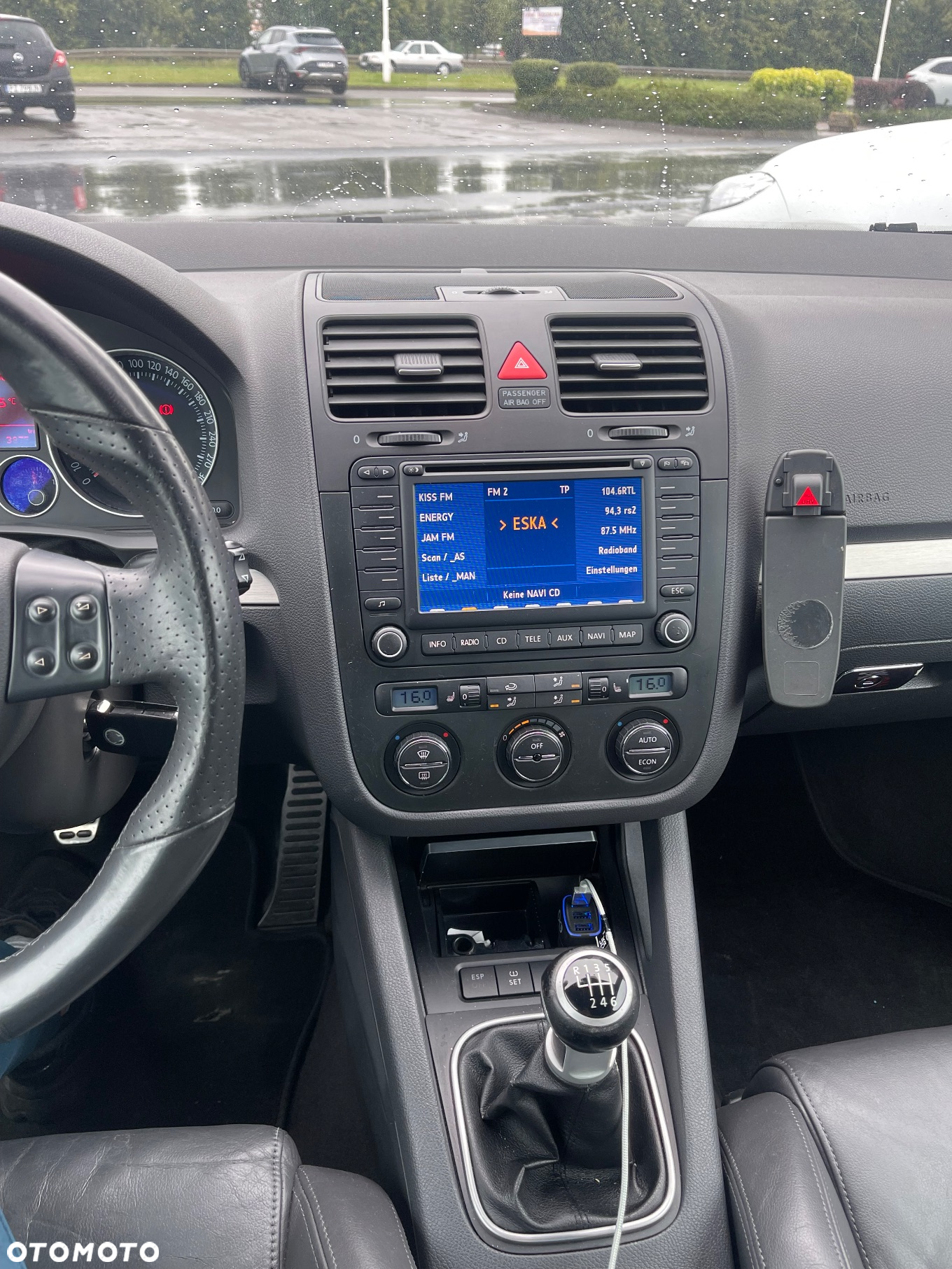 Volkswagen Golf - 16