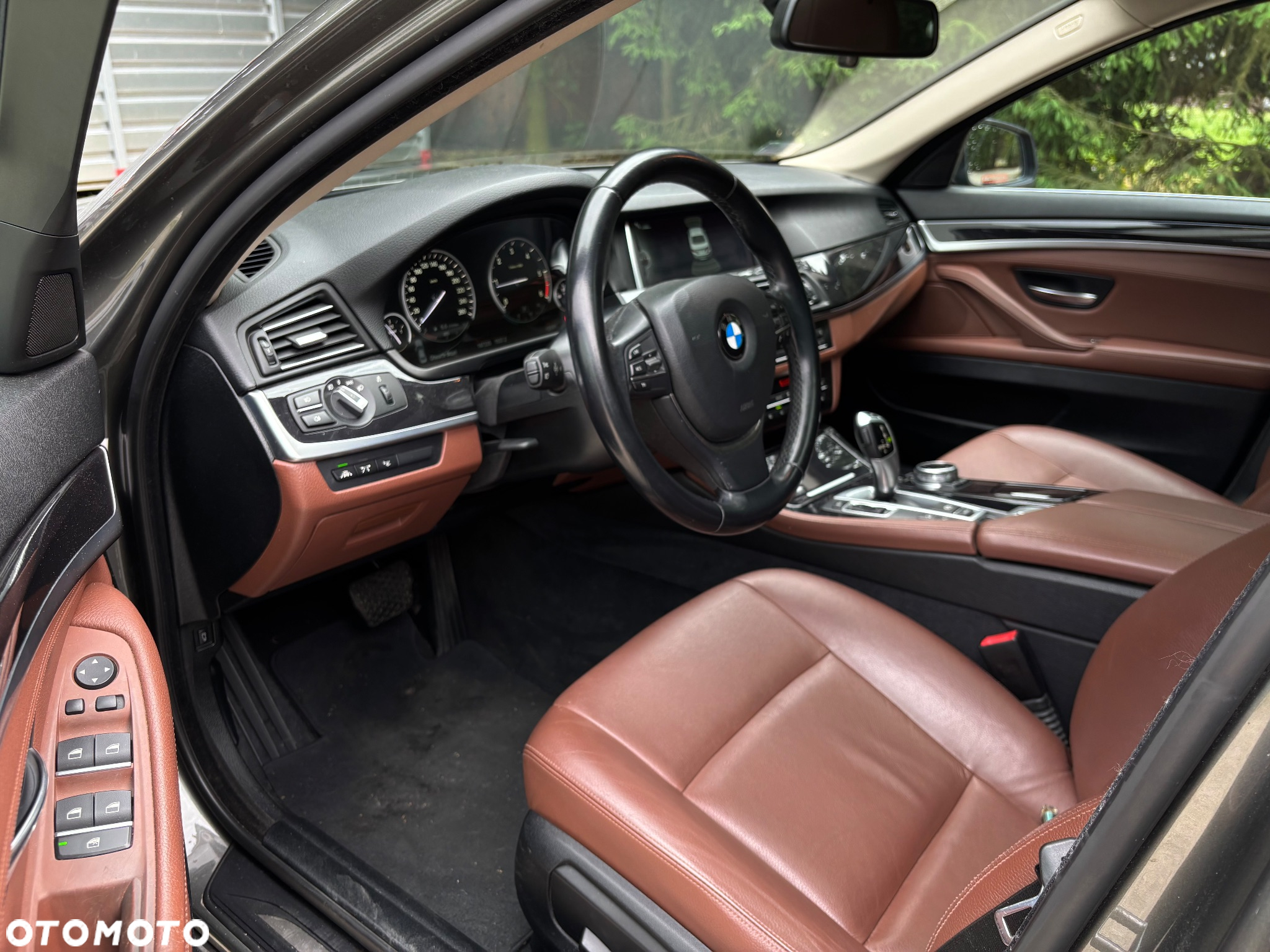 BMW Seria 5 525d xDrive - 7