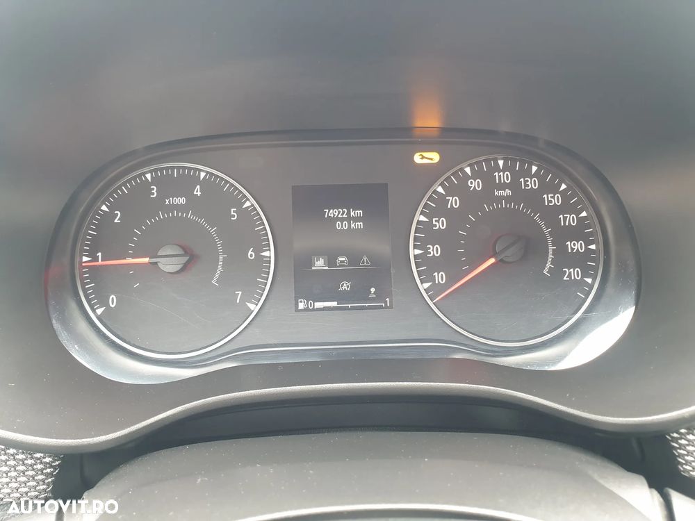 Dacia Logan TCe 90 MT6 Prestige - 35