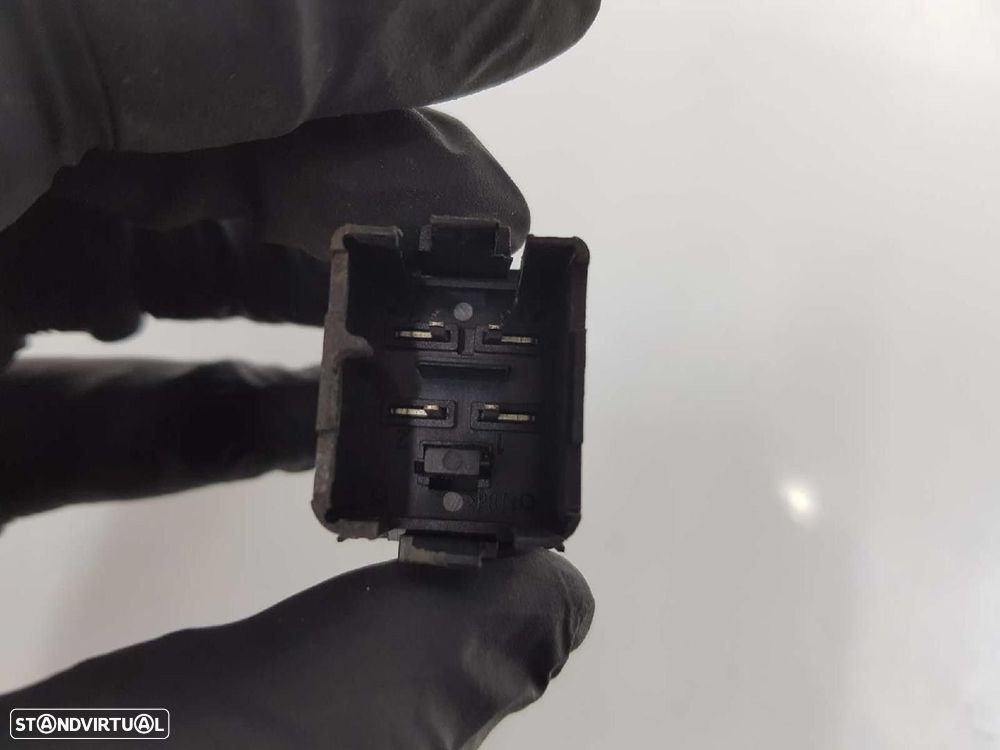 INTERRUPTOR BOTÃO DE EMERGÊNCIA VOLKSWAGEN SCIROCCO 2011 -1Q0953509 - 8