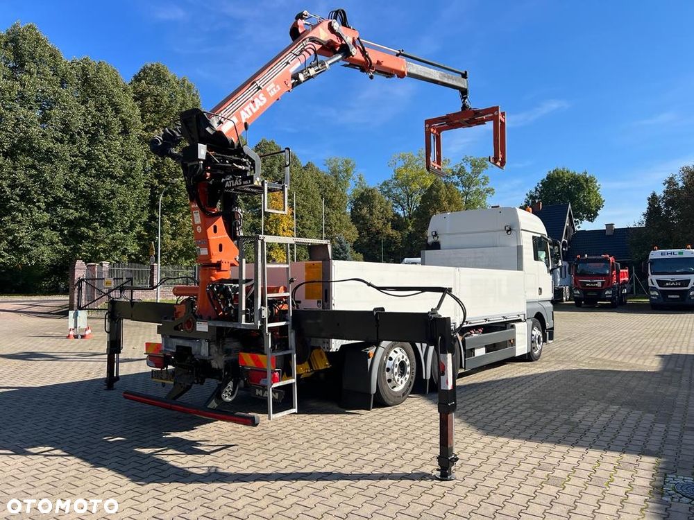 MAN 26.460 TGX skrzyniowy z HDS ATLAS 165, 518 t.km. - 7