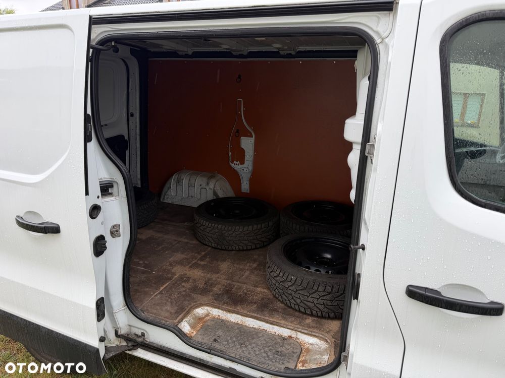 Renault Trafic - 13