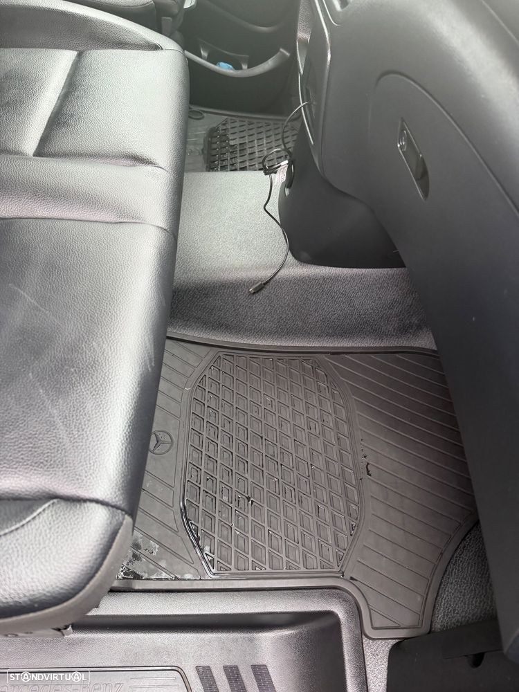Mercedes-Benz Vito - 11