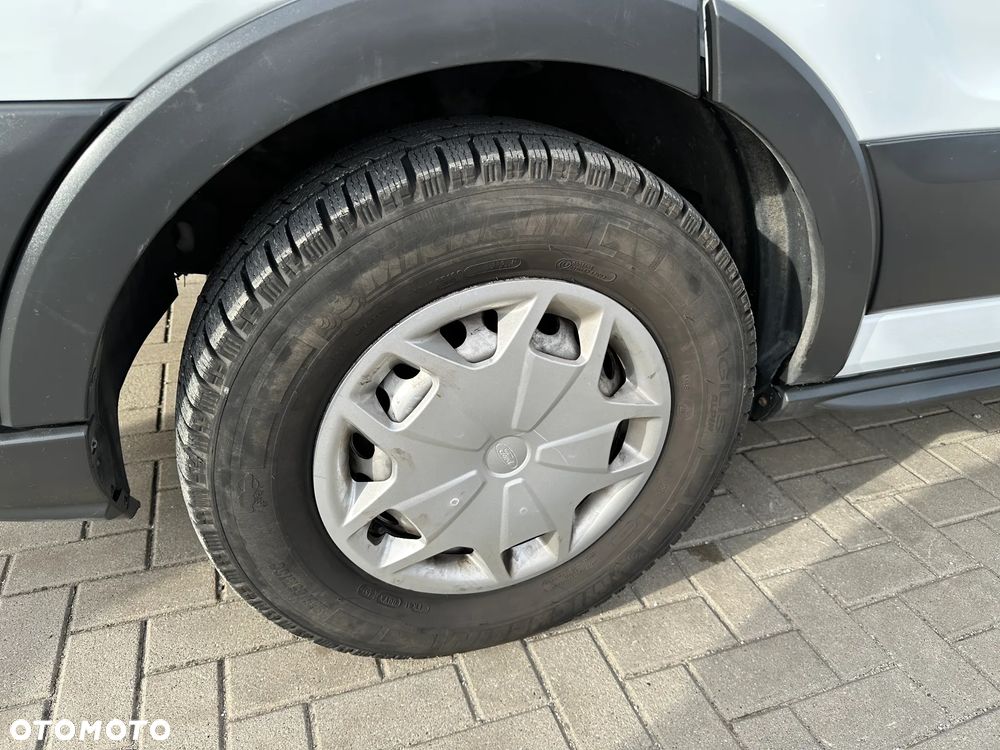 Ford Transit - 27