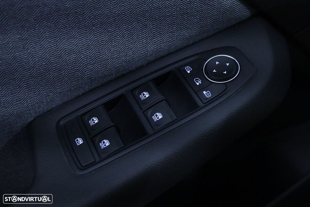 Renault Clio - 27