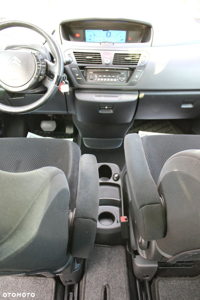 Citroën C4 Picasso 2.0 16V 7-Sitzer EGS6 Style - 26