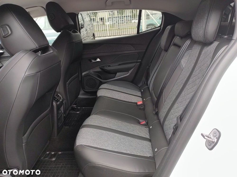 Peugeot 408 1.2 PureTech Allure S&S EAT8 - 10