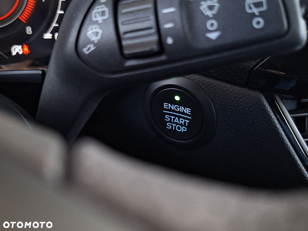 Ford Kuga 1.5 EcoBoost FWD ST-Line - 35