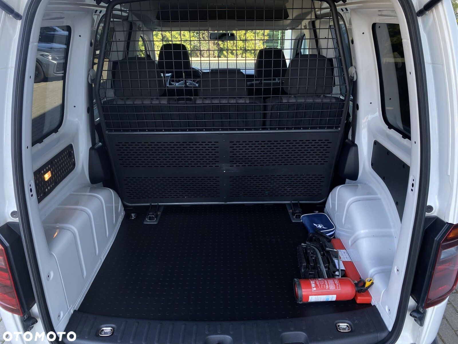 Volkswagen Caddy - 26