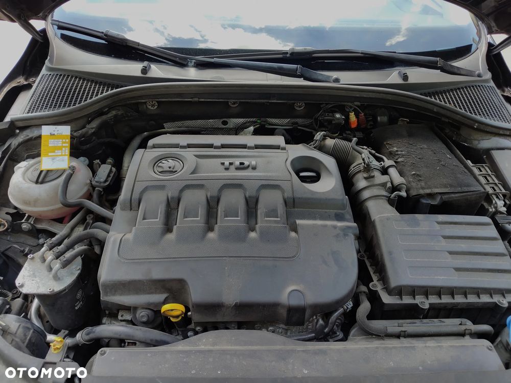 Skoda Octavia 2.0 TDI Premium Edition - 33