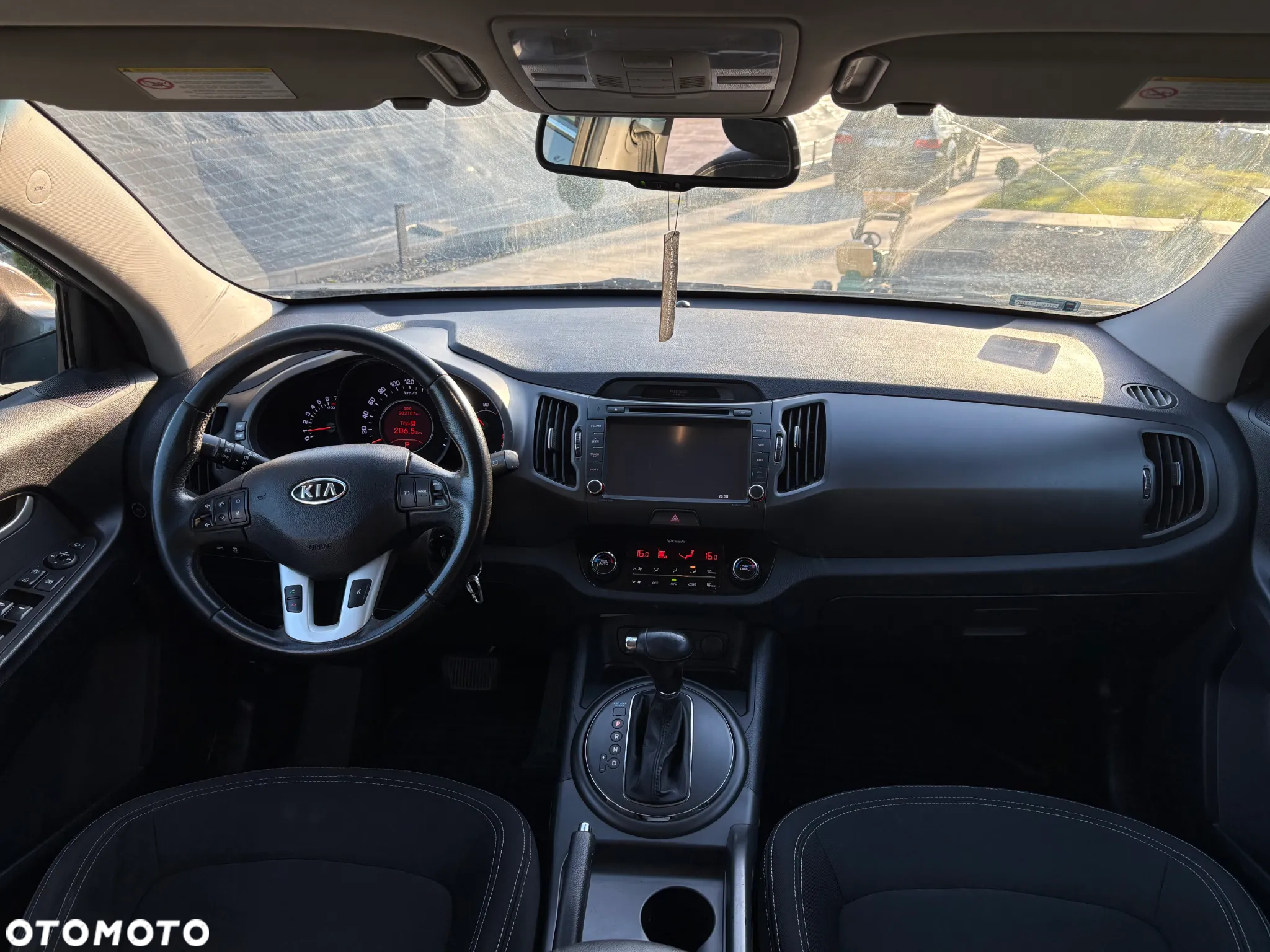 Kia Sportage 2.0 L 2WD - 9