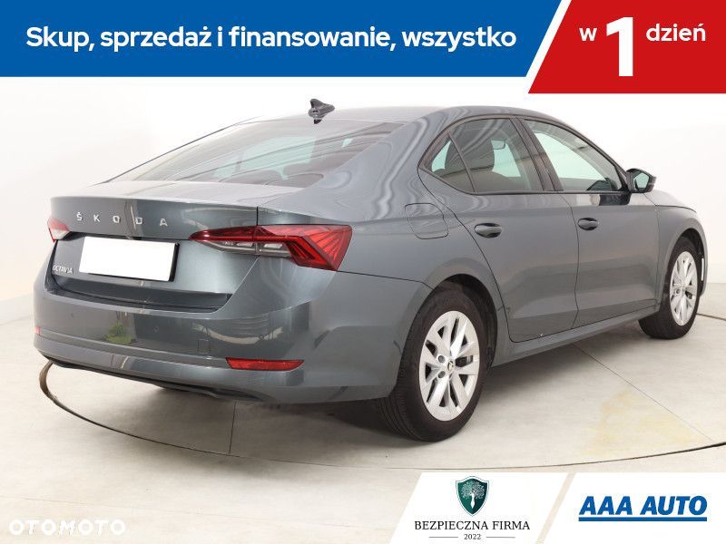 Skoda Octavia - 7