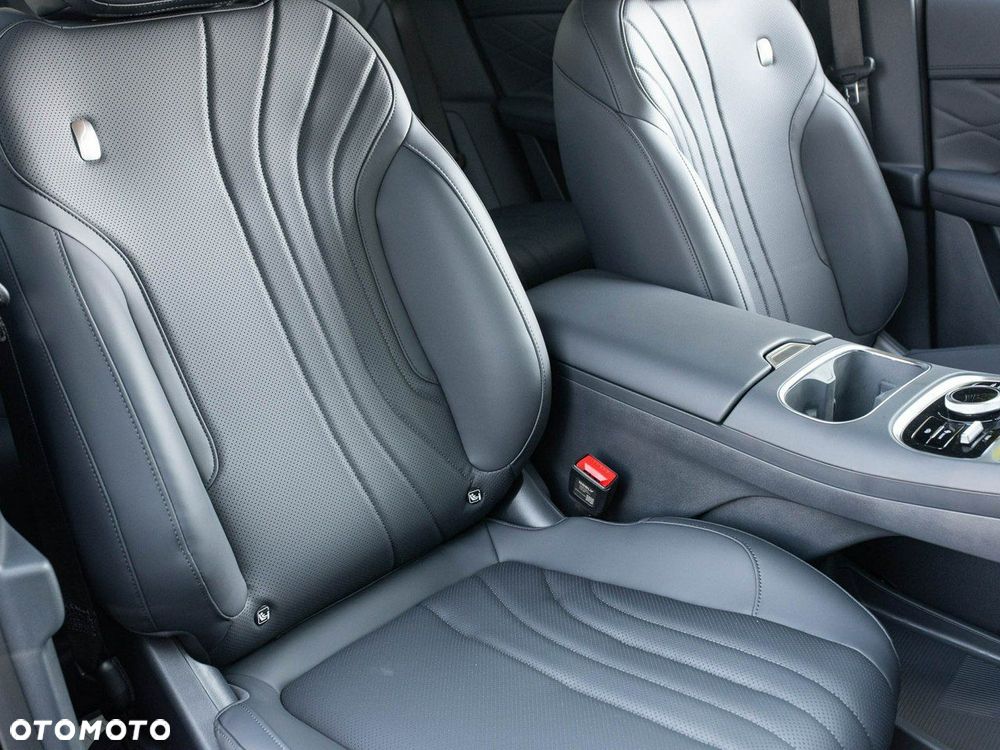 Geely Starray EM-i 1.5 PHEV Pro - 27