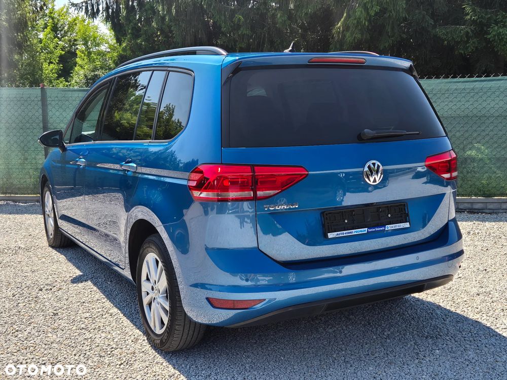 Volkswagen Touran 2.0 TDI SCR Comfortline - 21