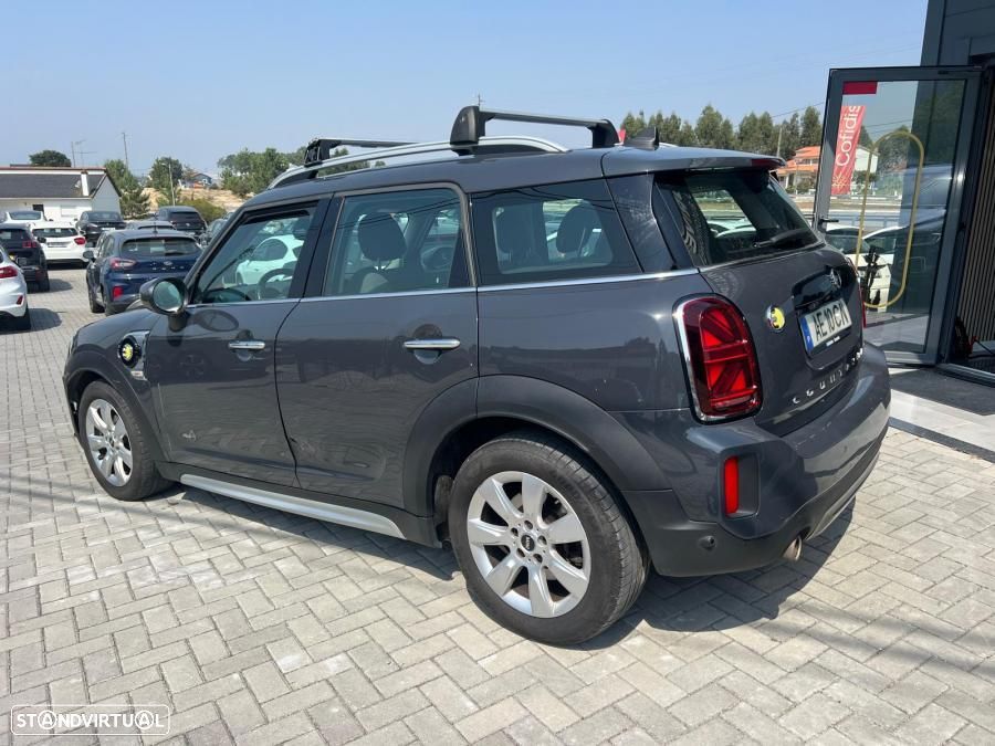 MINI Countryman Cooper SE Premium Essential Auto - 2