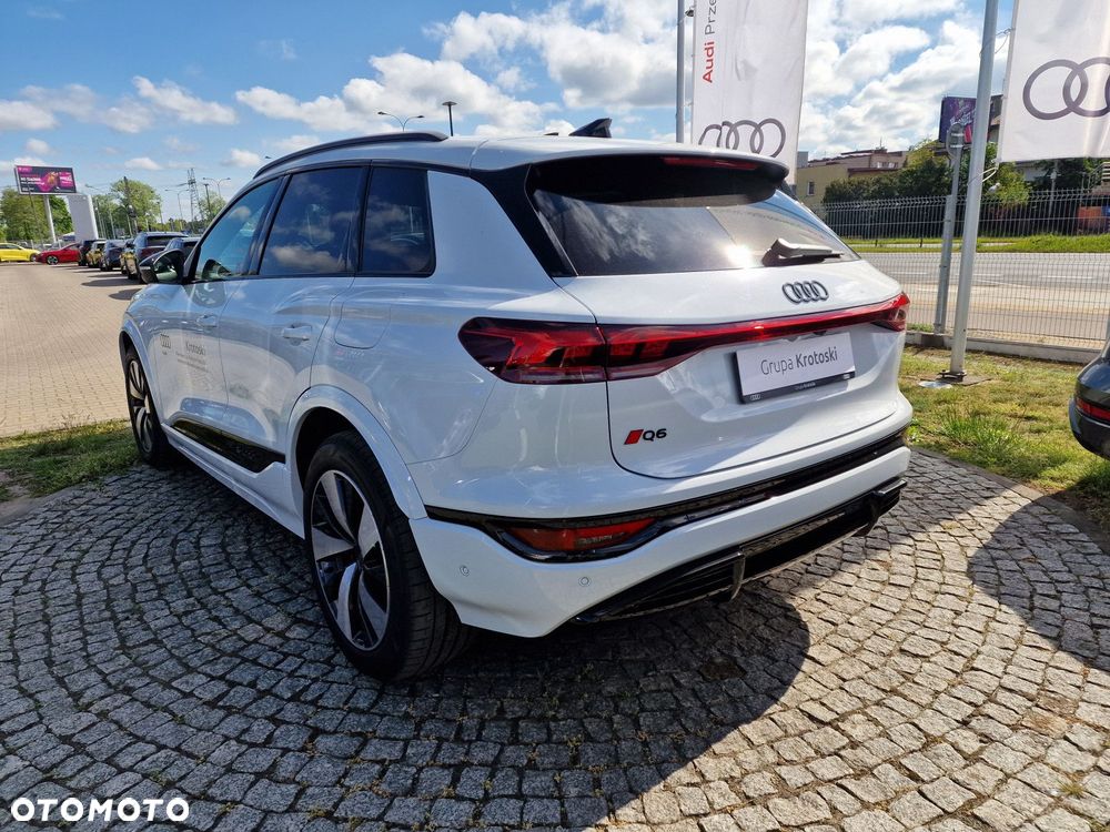 Audi Q6 e-tron - 2