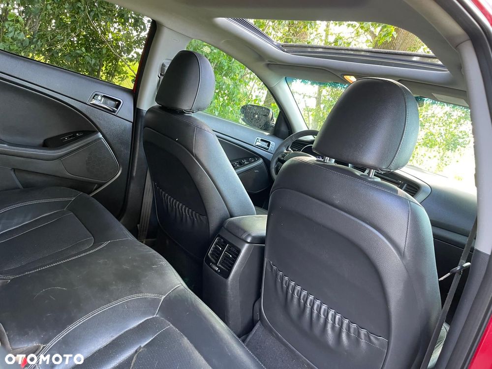 Kia Optima - 27