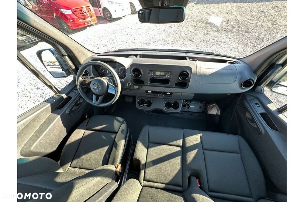 Mercedes-Benz eSprinter - 15