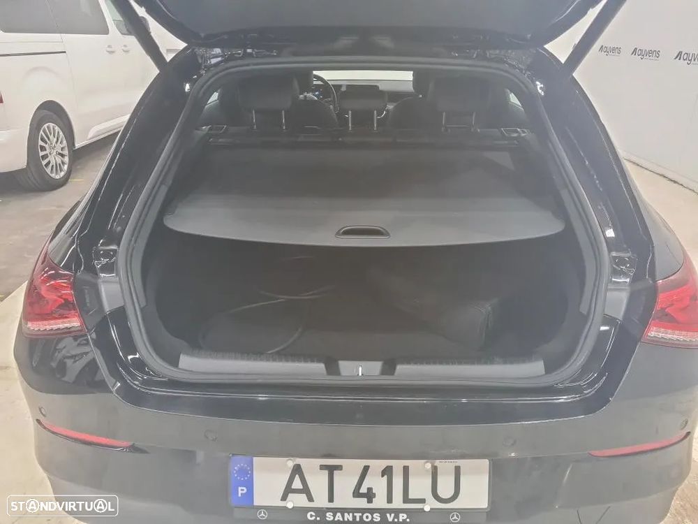 Mercedes-Benz CLA 250 e Shooting Brake Style Plus - 11