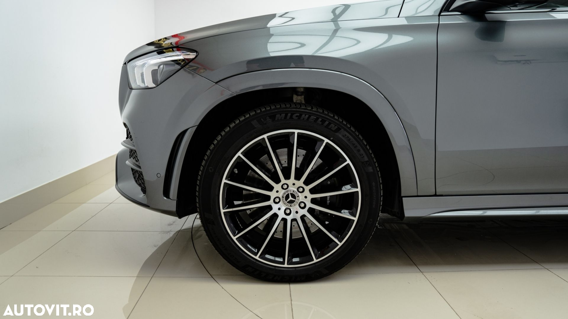 Mercedes-Benz GLE 400 d 4Matic 9G-TRONIC AMG Line - 10