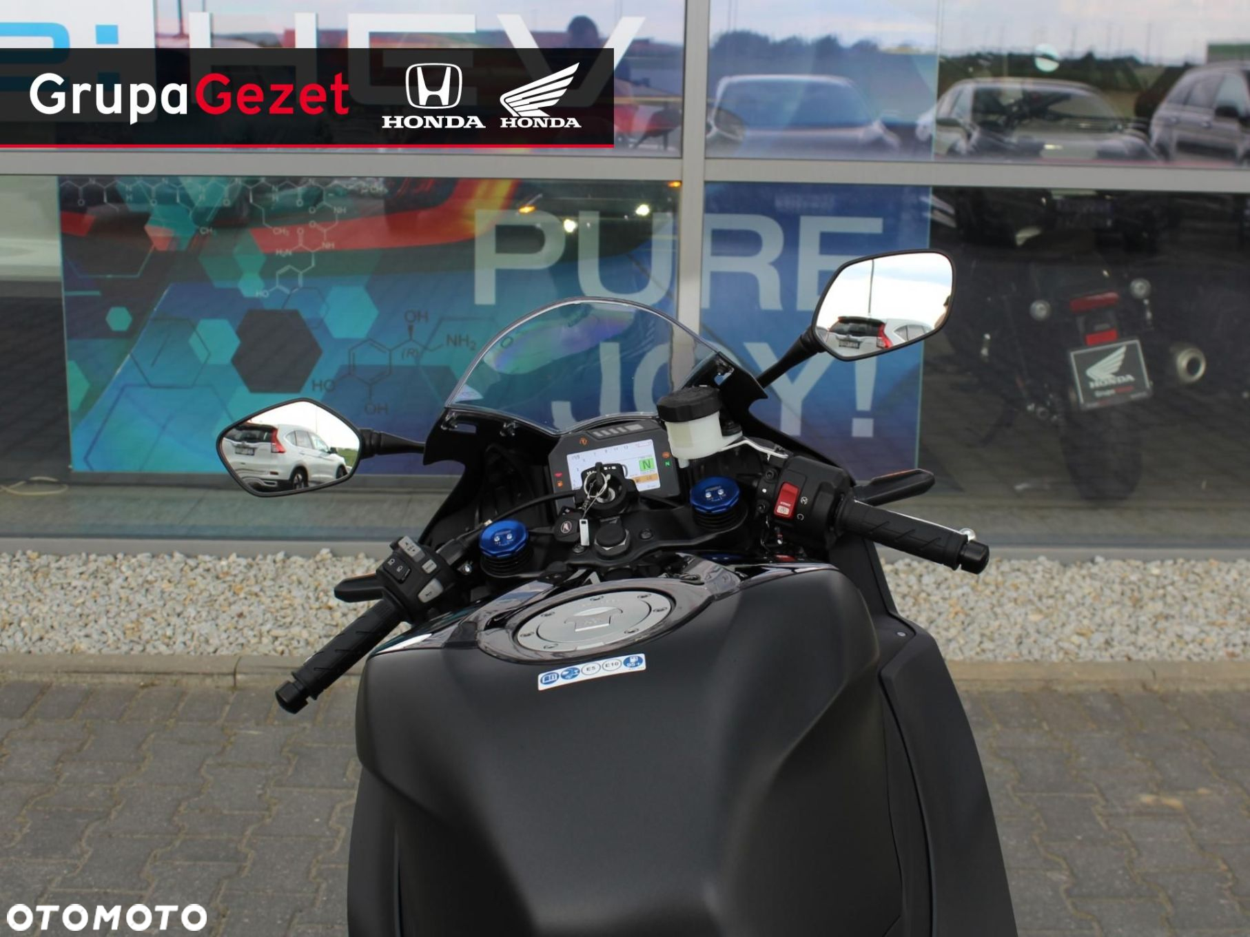 Honda CBR - 12