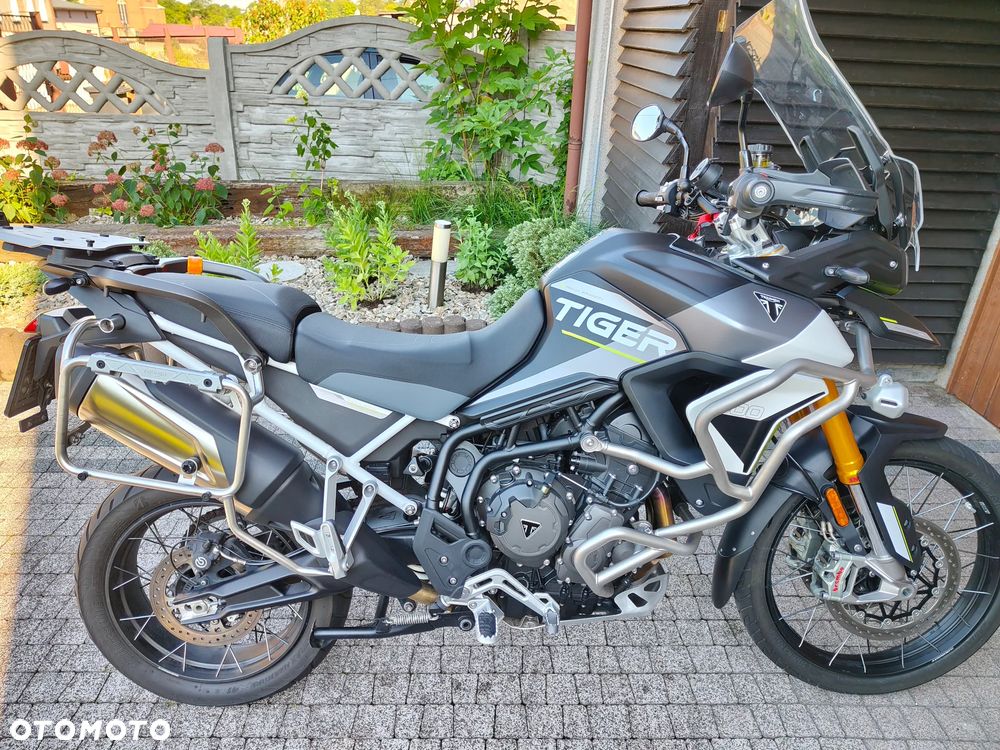 Triumph Tiger - 2